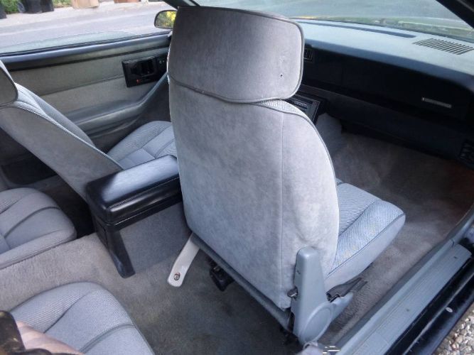Chevrolet-Camaro-1989-Black-Gray-Cloth-9