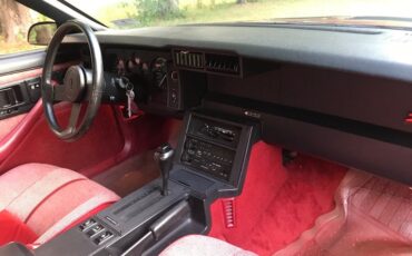 Chevrolet-Camaro-1989-Red-Red-10