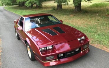 Chevrolet-Camaro-1989-Red-Red