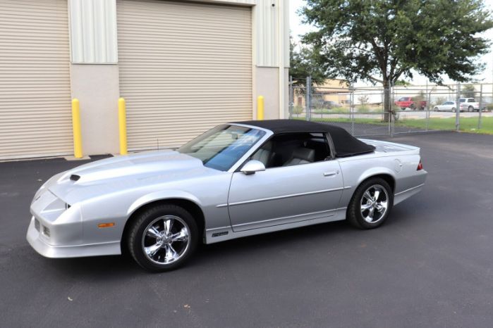 Chevrolet-Camaro-1989-Silver-Metallic-Gray-5