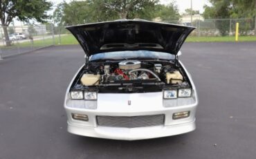 Chevrolet-Camaro-1989-Silver-Metallic-Gray-9