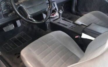 Chevrolet-Camaro-1990-Black-Gray-5