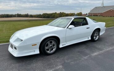 Chevrolet-Camaro-1990-White-Gray-19