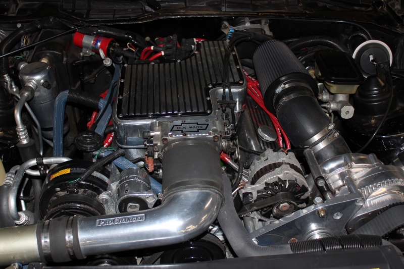 Chevrolet-Camaro-1991-Black-Gray-30