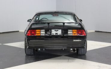 Chevrolet-Camaro-1991-Black-Gray-38