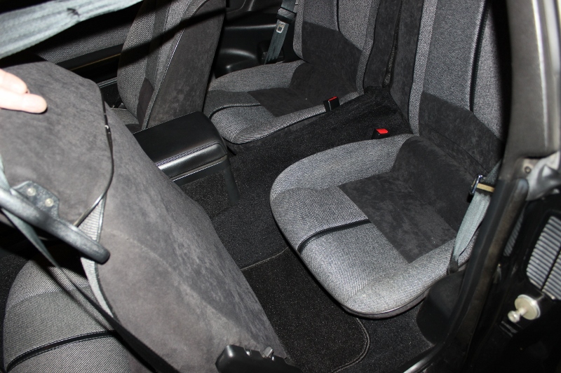 Chevrolet-Camaro-1991-Black-Gray-4