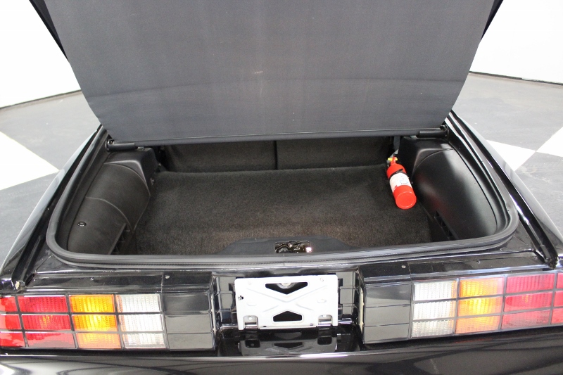 Chevrolet-Camaro-1991-Black-Gray-40