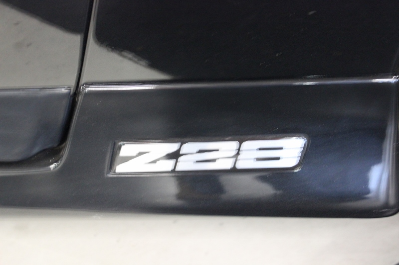 Chevrolet-Camaro-1991-Black-Gray-41