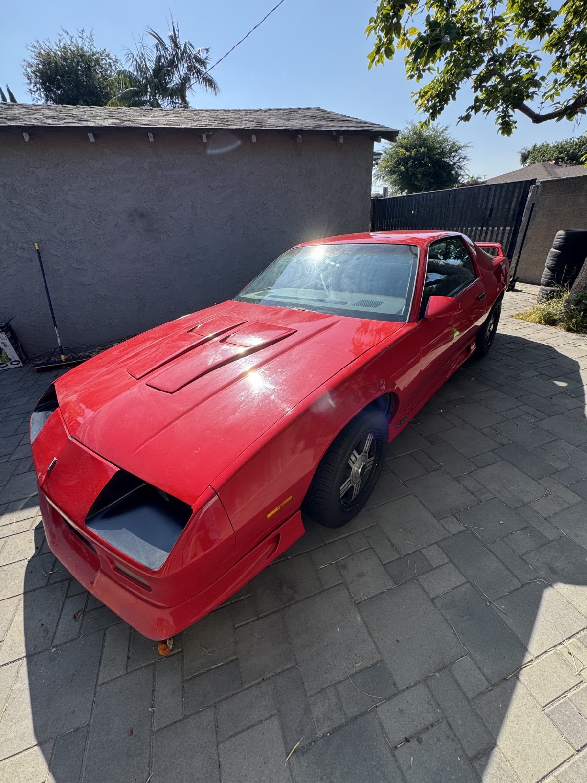 Chevrolet-Camaro-1991-Coupe-2