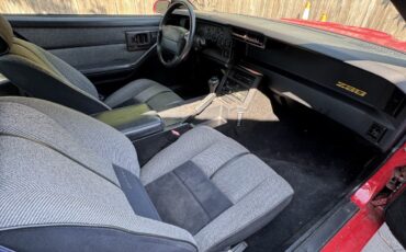 Chevrolet-Camaro-1991-Coupe-7
