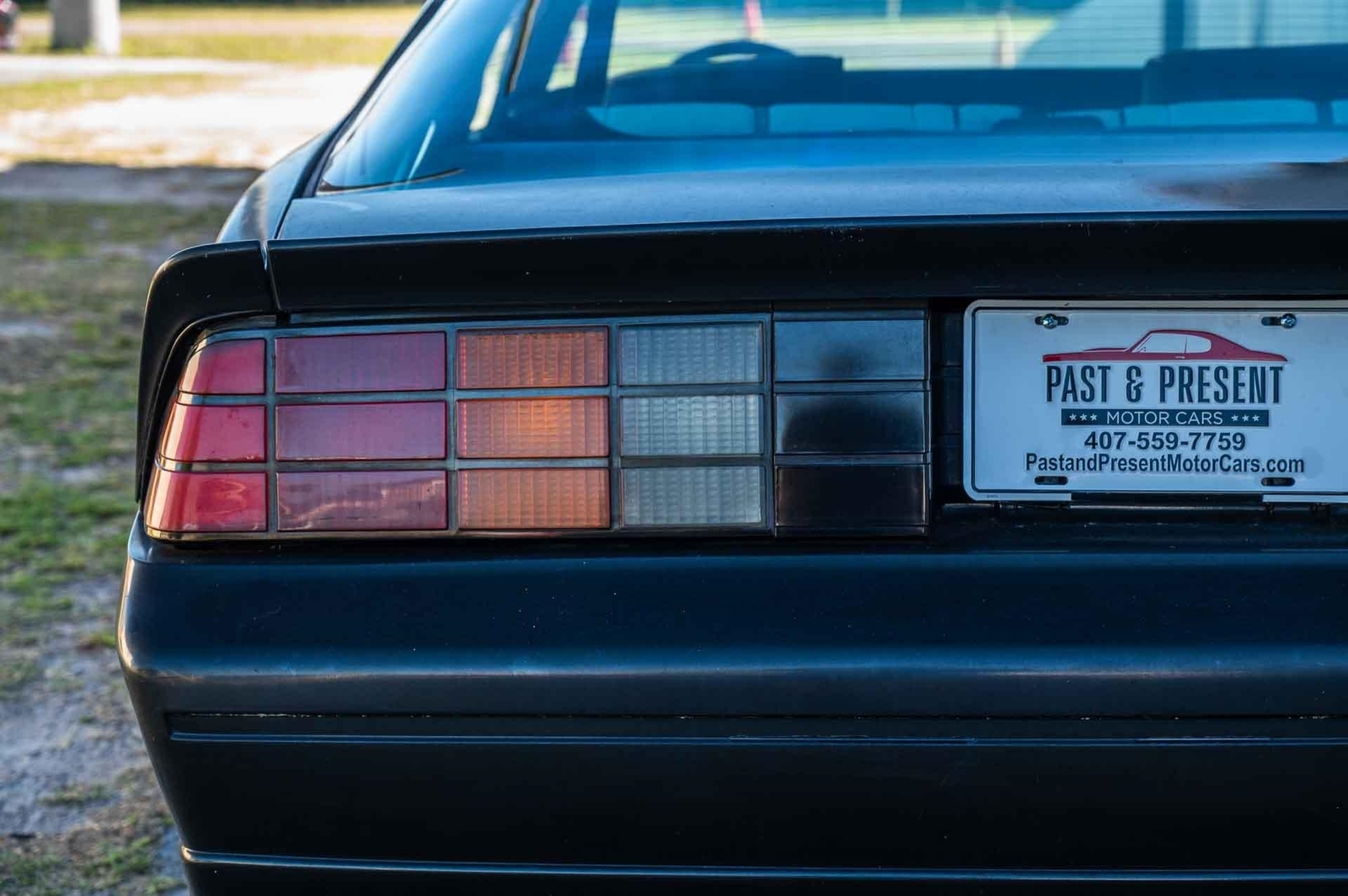 Chevrolet-Camaro-1992-2-Door-17
