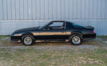 Chevrolet-Camaro-1992-2-Door-20