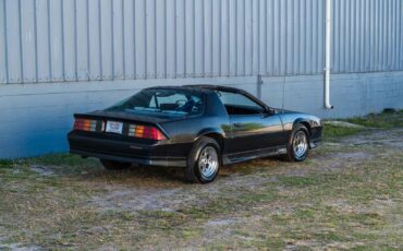 Chevrolet-Camaro-1992-2-Door-22