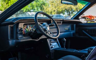 Chevrolet-Camaro-1992-2-Door-32