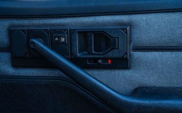 Chevrolet-Camaro-1992-2-Door-36