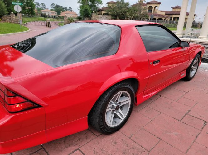 Chevrolet-Camaro-1992-27
