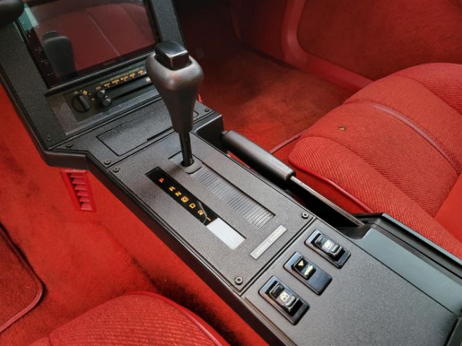 Chevrolet-Camaro-1992-31