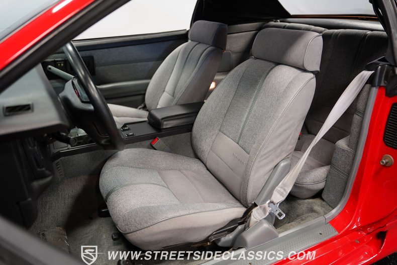 Chevrolet-Camaro-1992-Bright-Red-Gray-17