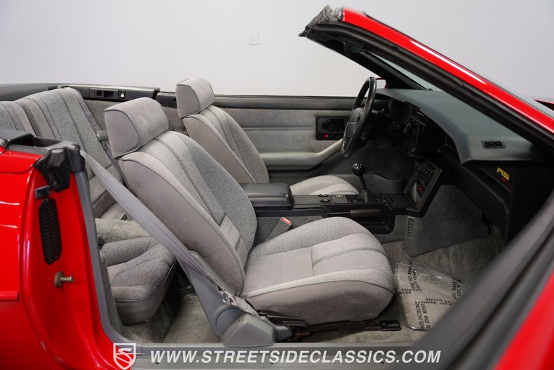 Chevrolet-Camaro-1992-Bright-Red-Gray-19