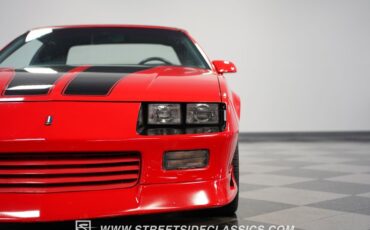 Chevrolet-Camaro-1992-Bright-Red-Gray-32