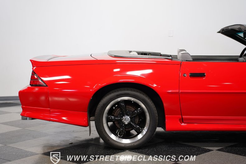 Chevrolet-Camaro-1992-Bright-Red-Gray-38
