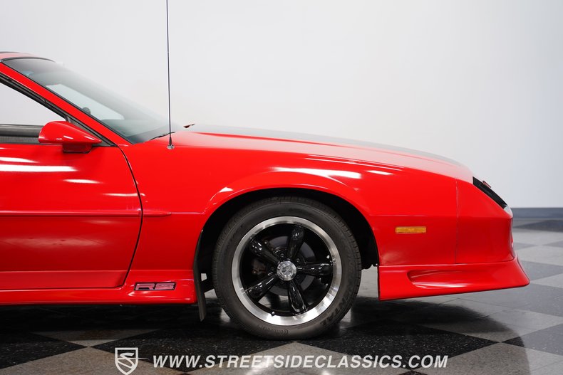 Chevrolet-Camaro-1992-Bright-Red-Gray-39