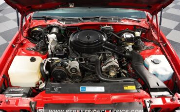 Chevrolet-Camaro-1992-Bright-Red-Gray-4