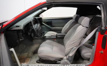 Chevrolet-Camaro-1992-Bright-Red-Gray-43