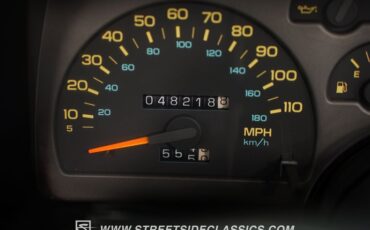 Chevrolet-Camaro-1992-Bright-Red-Gray-46
