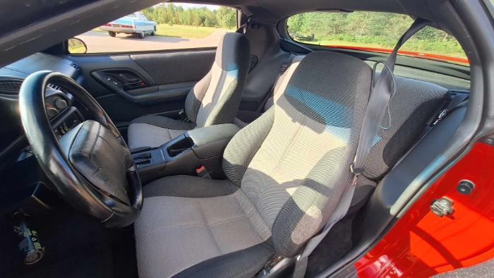Chevrolet-Camaro-1993-26