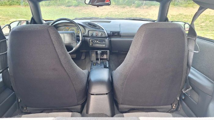 Chevrolet-Camaro-1993-3