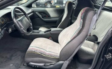 Chevrolet-Camaro-1993-Black-off-White-26