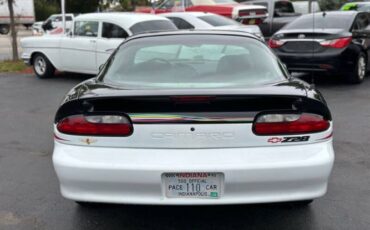 Chevrolet-Camaro-1993-Black-off-White-29
