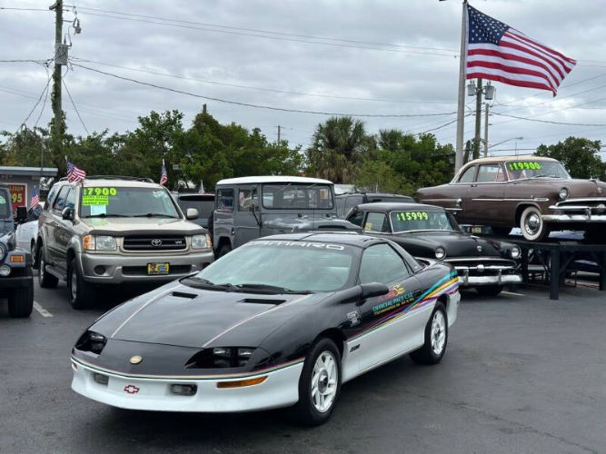 Chevrolet-Camaro-1993-Black-off-White-31