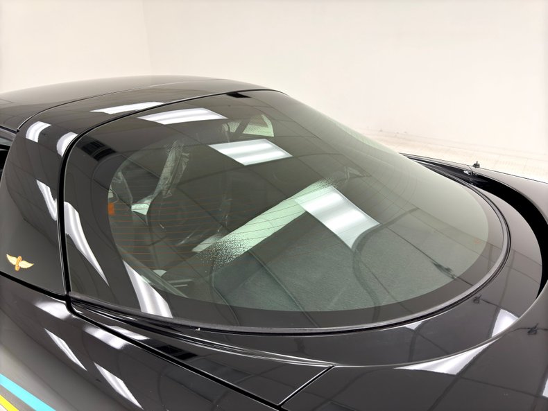 Chevrolet-Camaro-1993-White-and-black-Black-ampamp-White-20