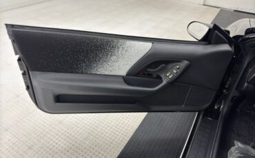 Chevrolet-Camaro-1993-White-and-black-Black-ampamp-White-31