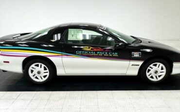 Chevrolet-Camaro-1993-White-and-black-Black-ampamp-White-5