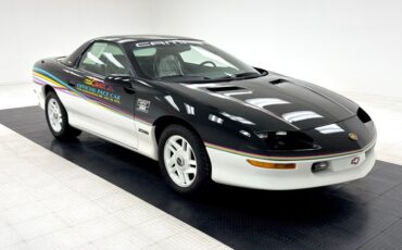 Chevrolet-Camaro-1993-White-and-black-Black-ampamp-White-6