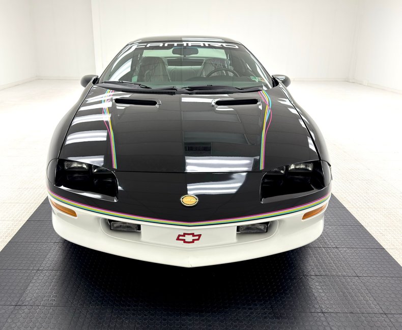 Chevrolet-Camaro-1993-White-and-black-Black-ampamp-White-7
