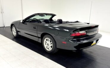 Chevrolet-Camaro-1994-Black-Black-4
