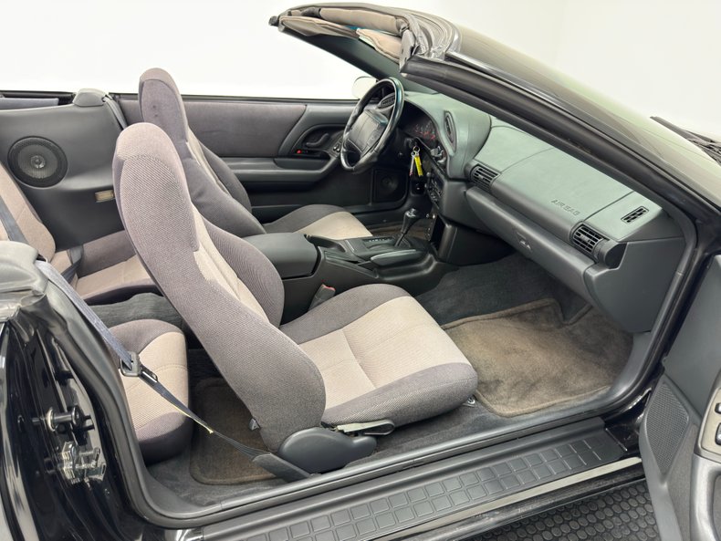 Chevrolet-Camaro-1994-Black-Black-46