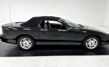 Chevrolet-Camaro-1994-Black-Black-7