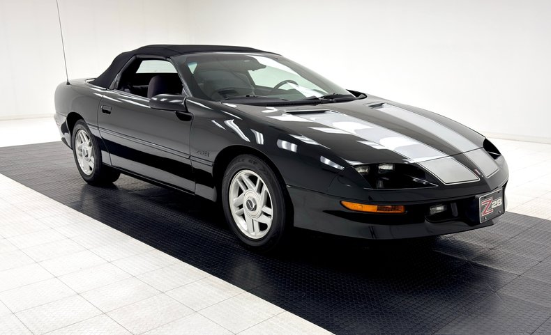 Chevrolet-Camaro-1994-Black-Black-8