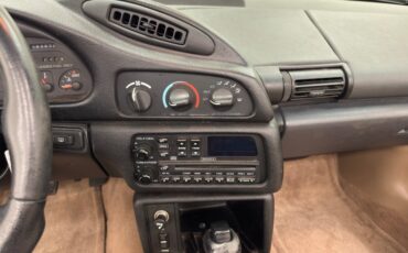 Chevrolet-Camaro-1994-Polo-II-Green-Metall-Tan-14