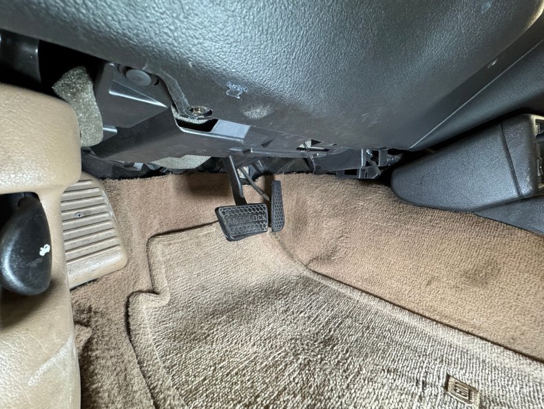 Chevrolet-Camaro-1994-Polo-II-Green-Metall-Tan-18