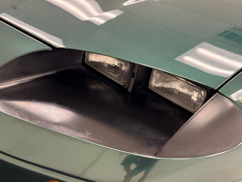 Chevrolet-Camaro-1994-Polo-II-Green-Metall-Tan-25