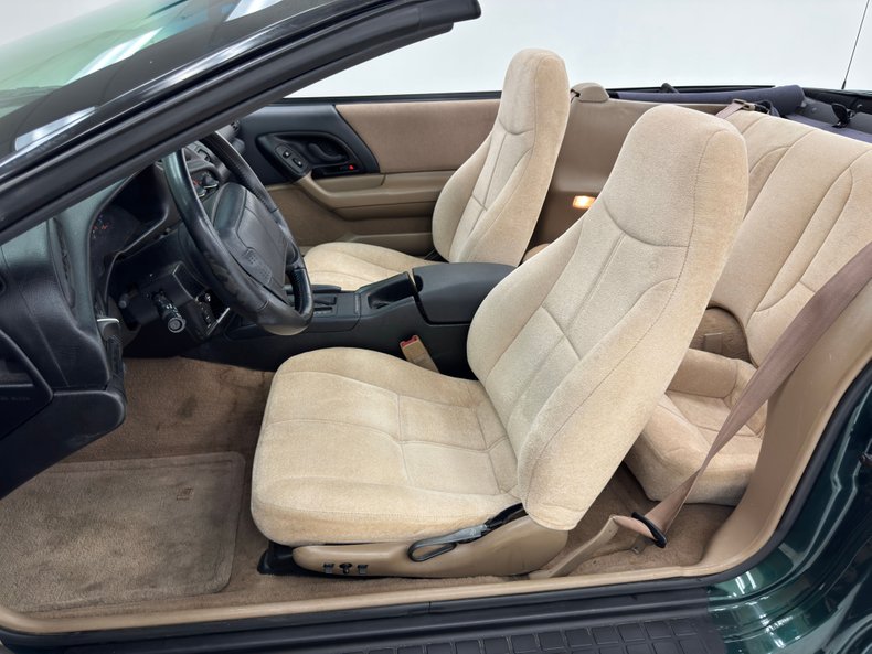 Chevrolet-Camaro-1994-Polo-II-Green-Metall-Tan-49