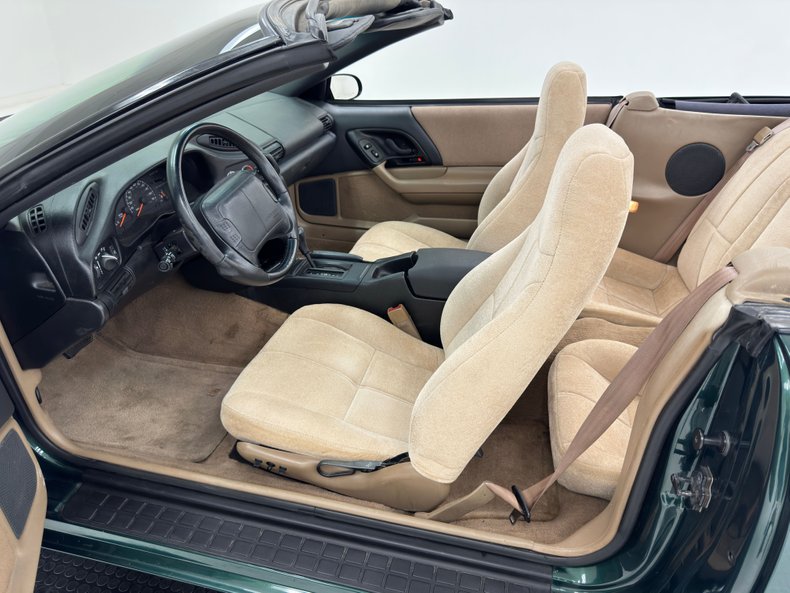 Chevrolet-Camaro-1994-Polo-II-Green-Metall-Tan-5