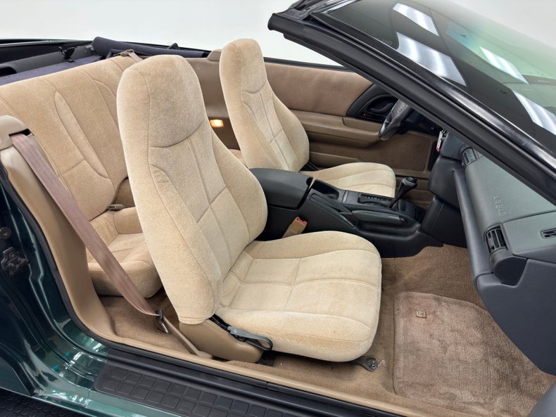 Chevrolet-Camaro-1994-Polo-II-Green-Metall-Tan-7