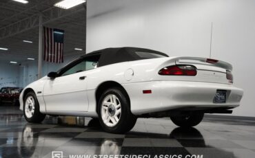 Chevrolet-Camaro-1994-White-Gray-16